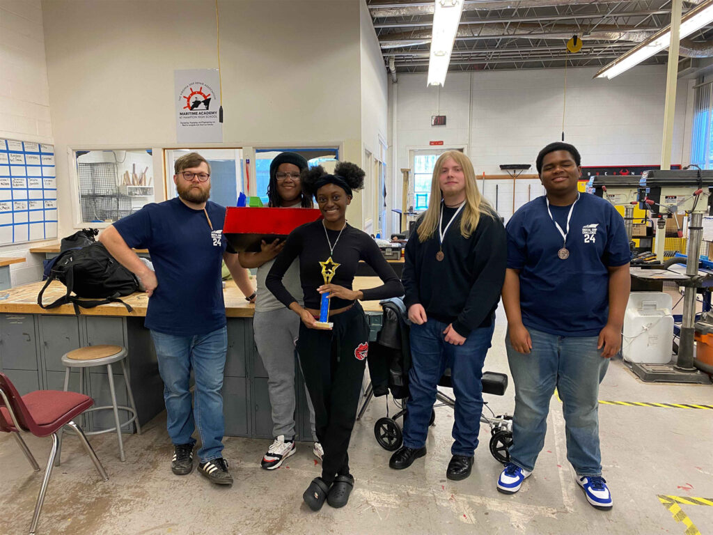 Team Crazy Crab Cargo from Hampton High School in Hampton