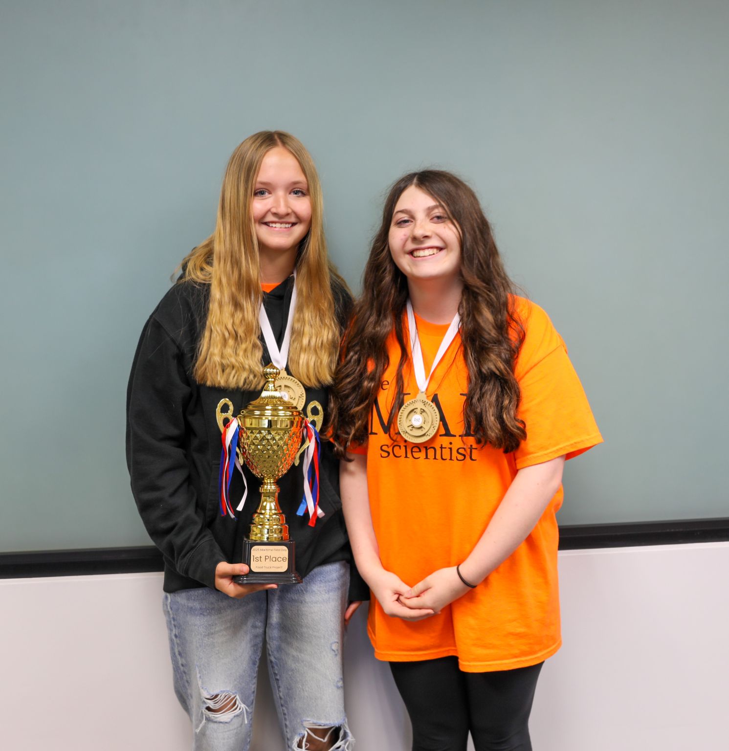 Virginia Digital Maritime Center Hosts 8th Graders from Isle of Wight County Schools_post
